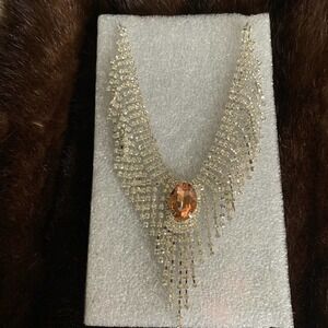 𝅺RHINESTONE necklace collar orange stone NWT